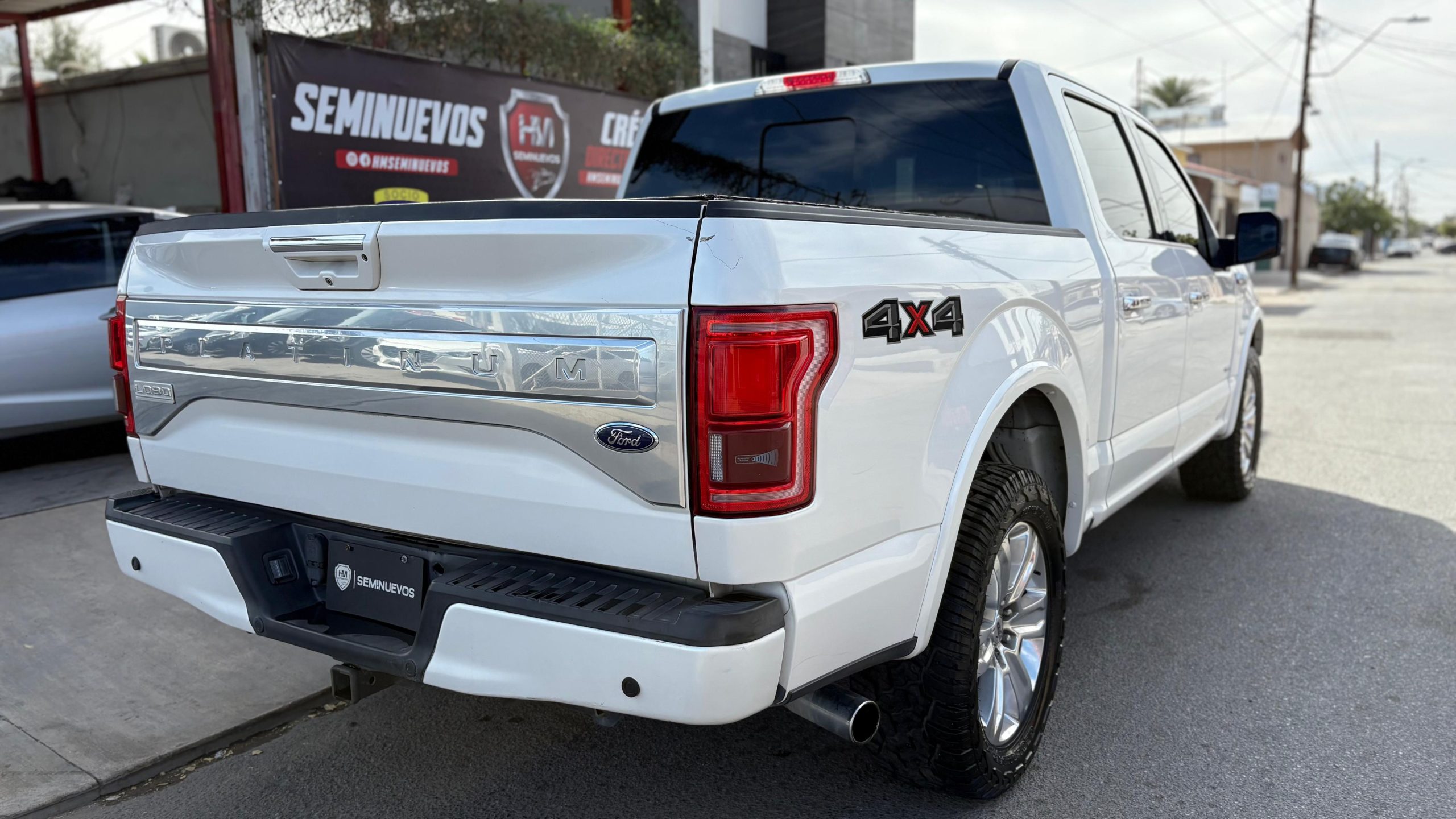 FORD LOBO PLATINUM