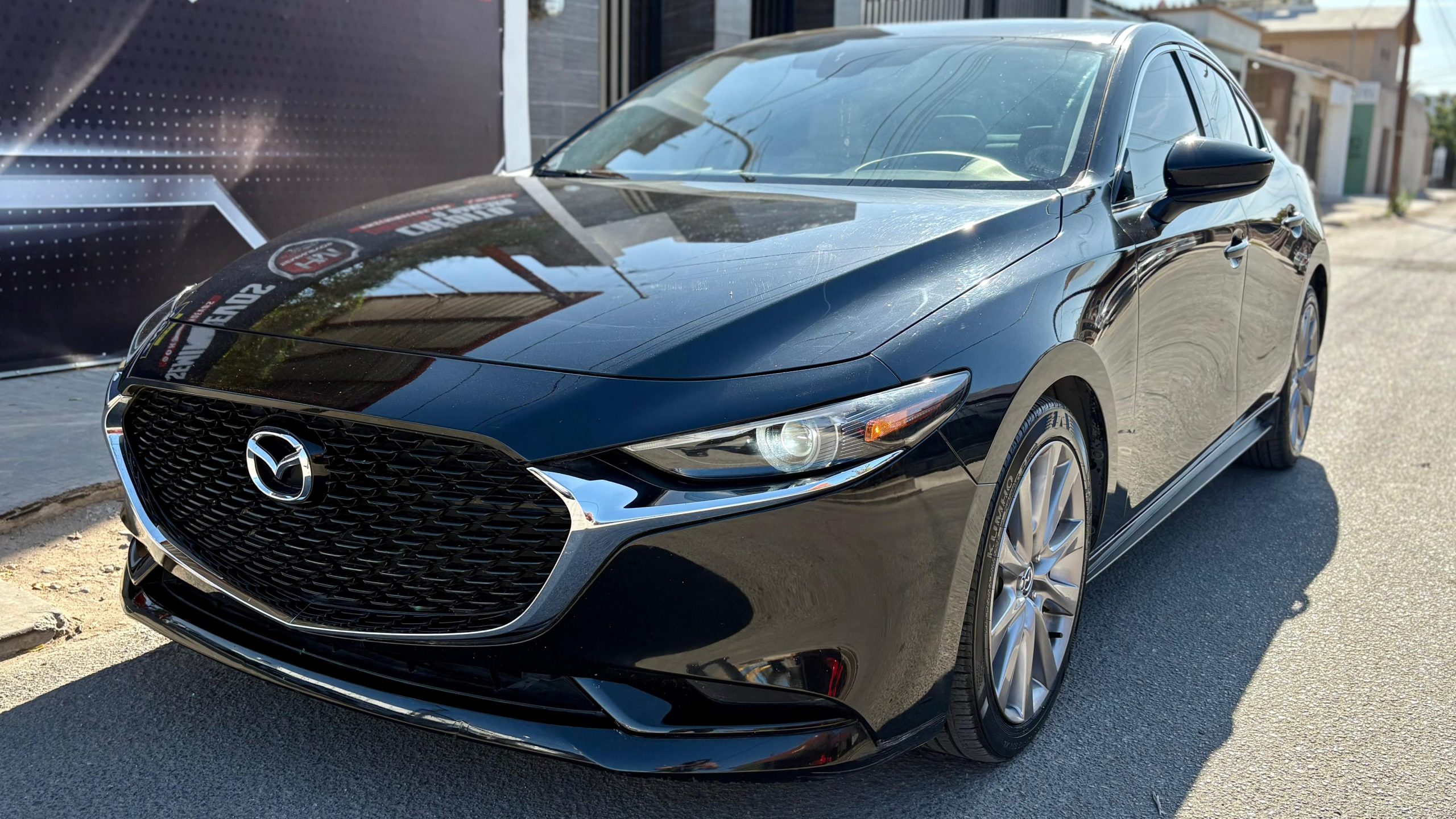 MAZDA 3 GRAND TOURING