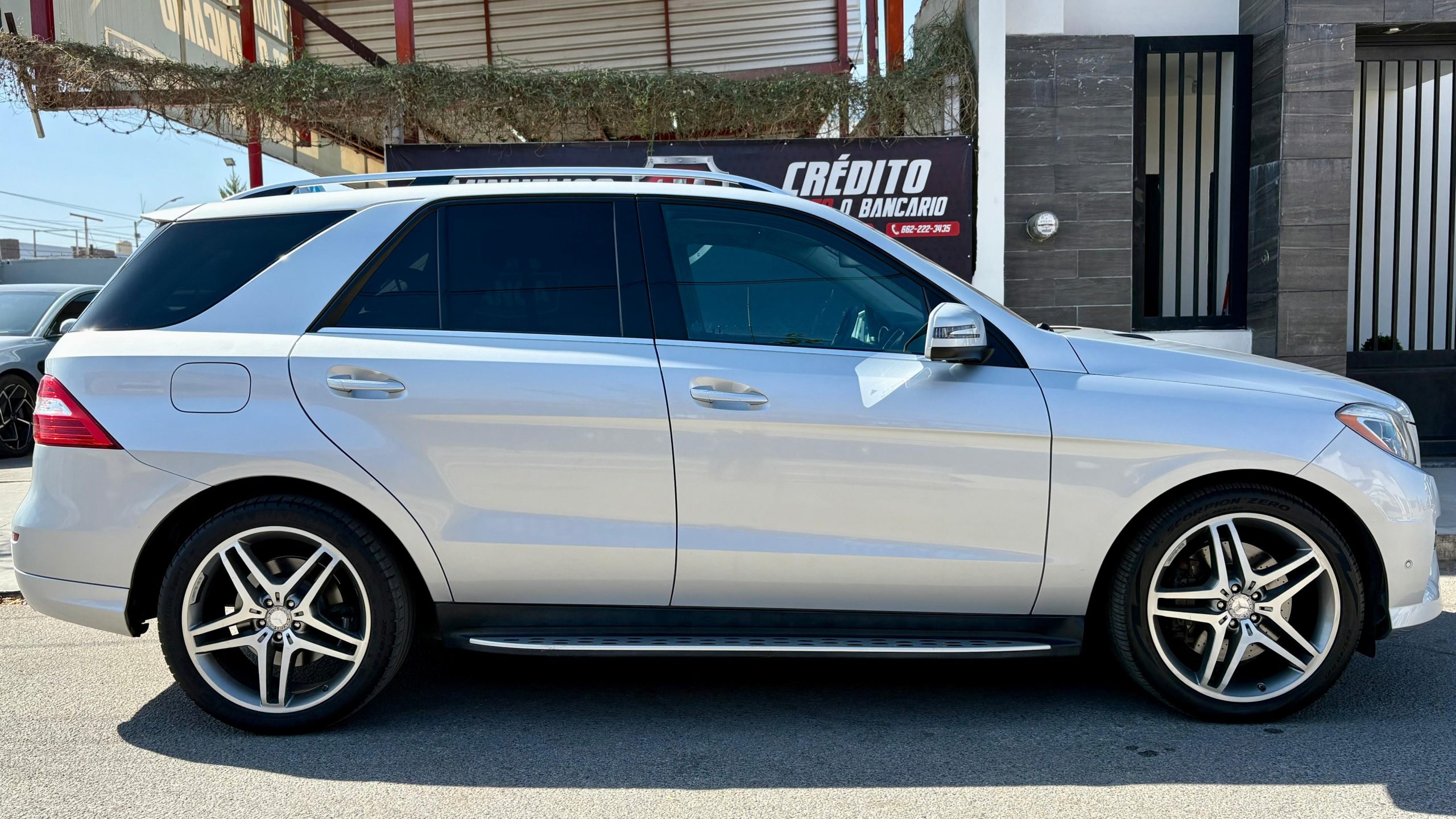MERCEDES-BENZ ML500