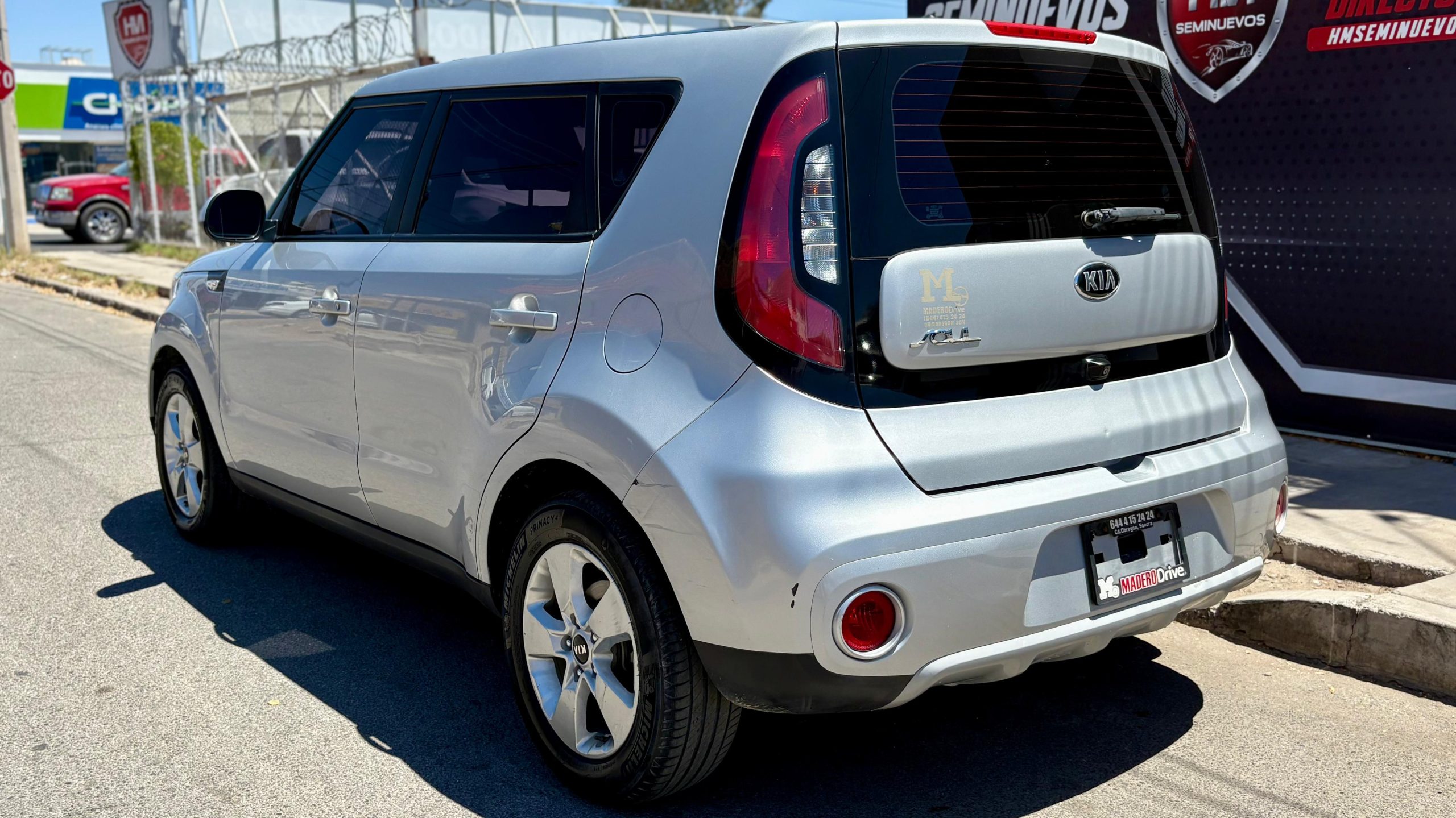 KIA SOUL LX