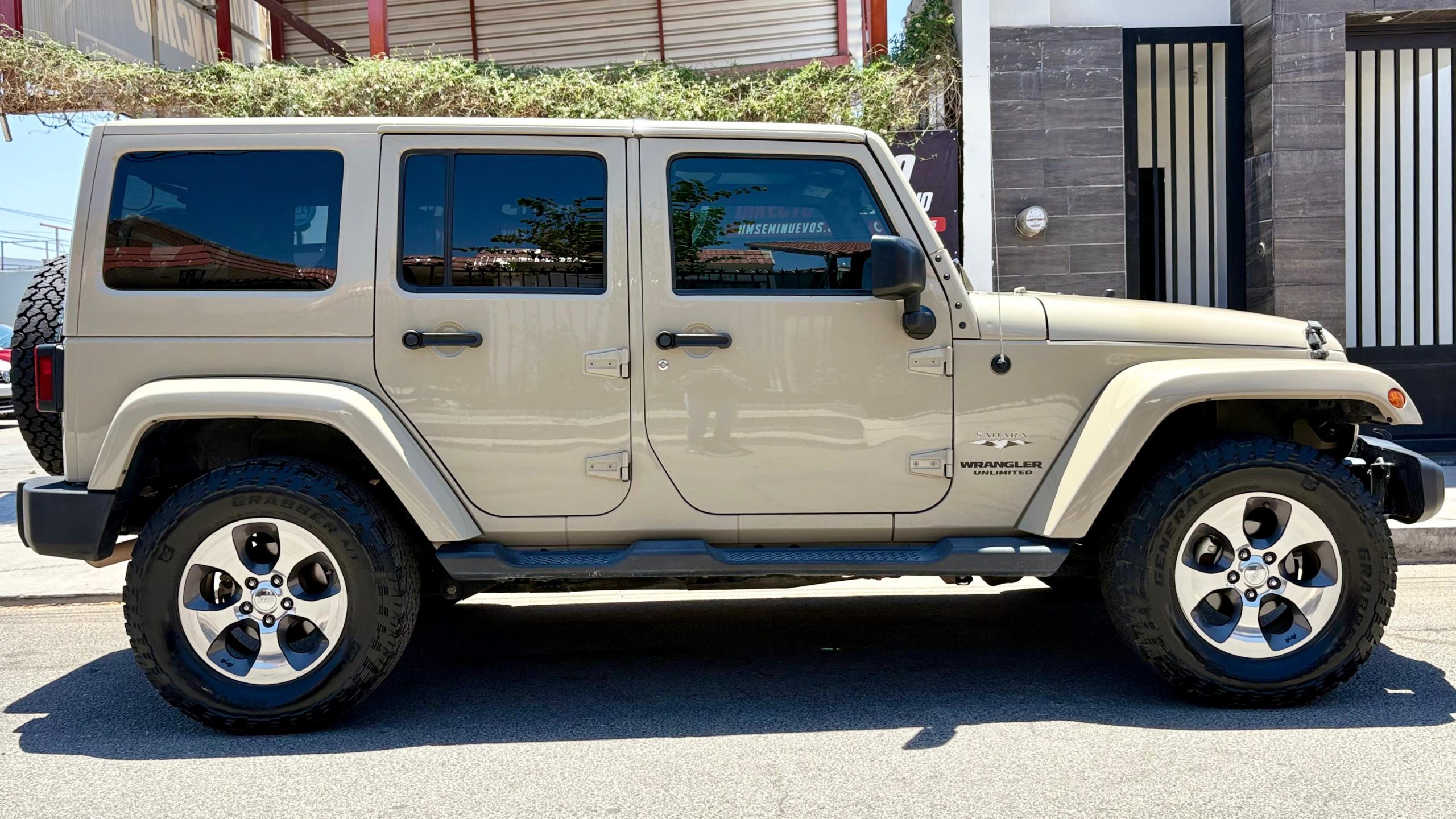 JEEP WRANGLER SAHARA LIMITED
