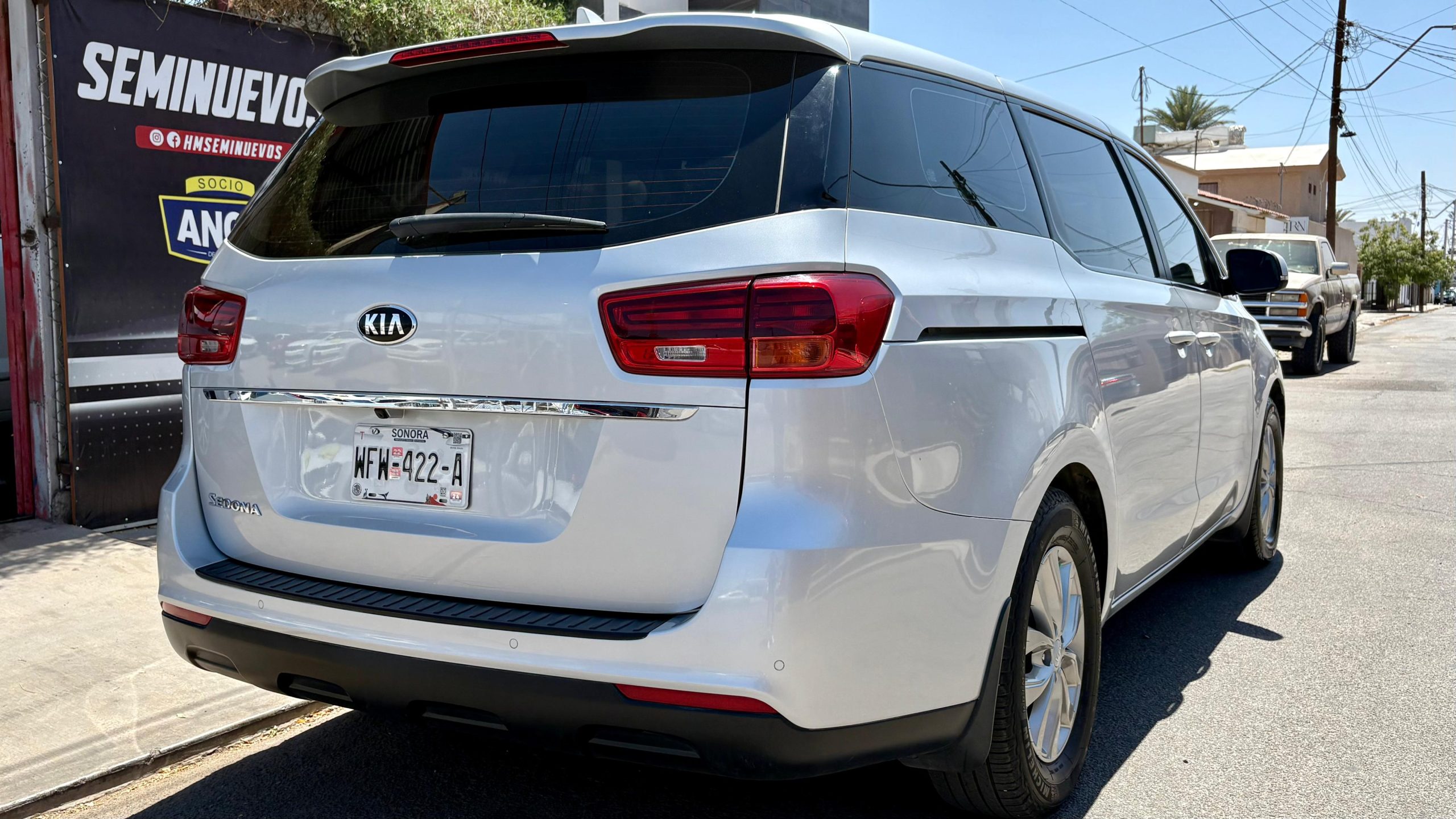KIA SEDONA
