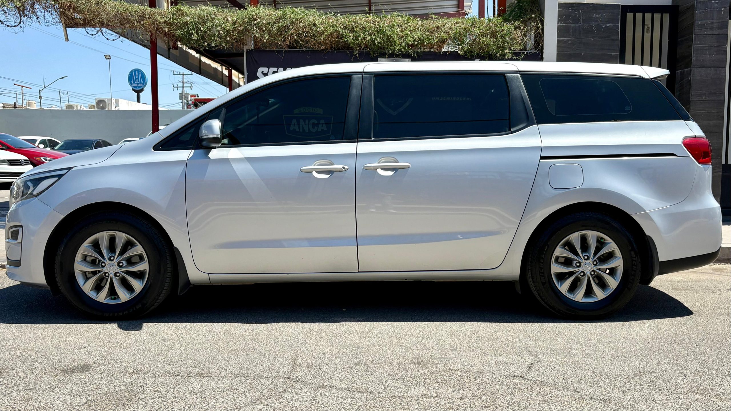 KIA SEDONA