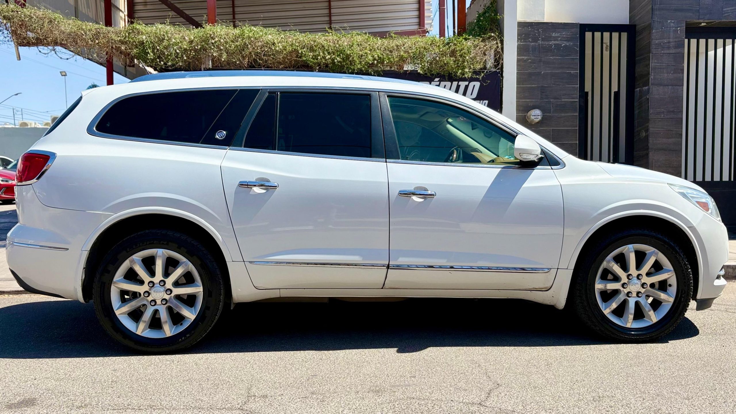 BUICK ENCLAVE PREMIUM
