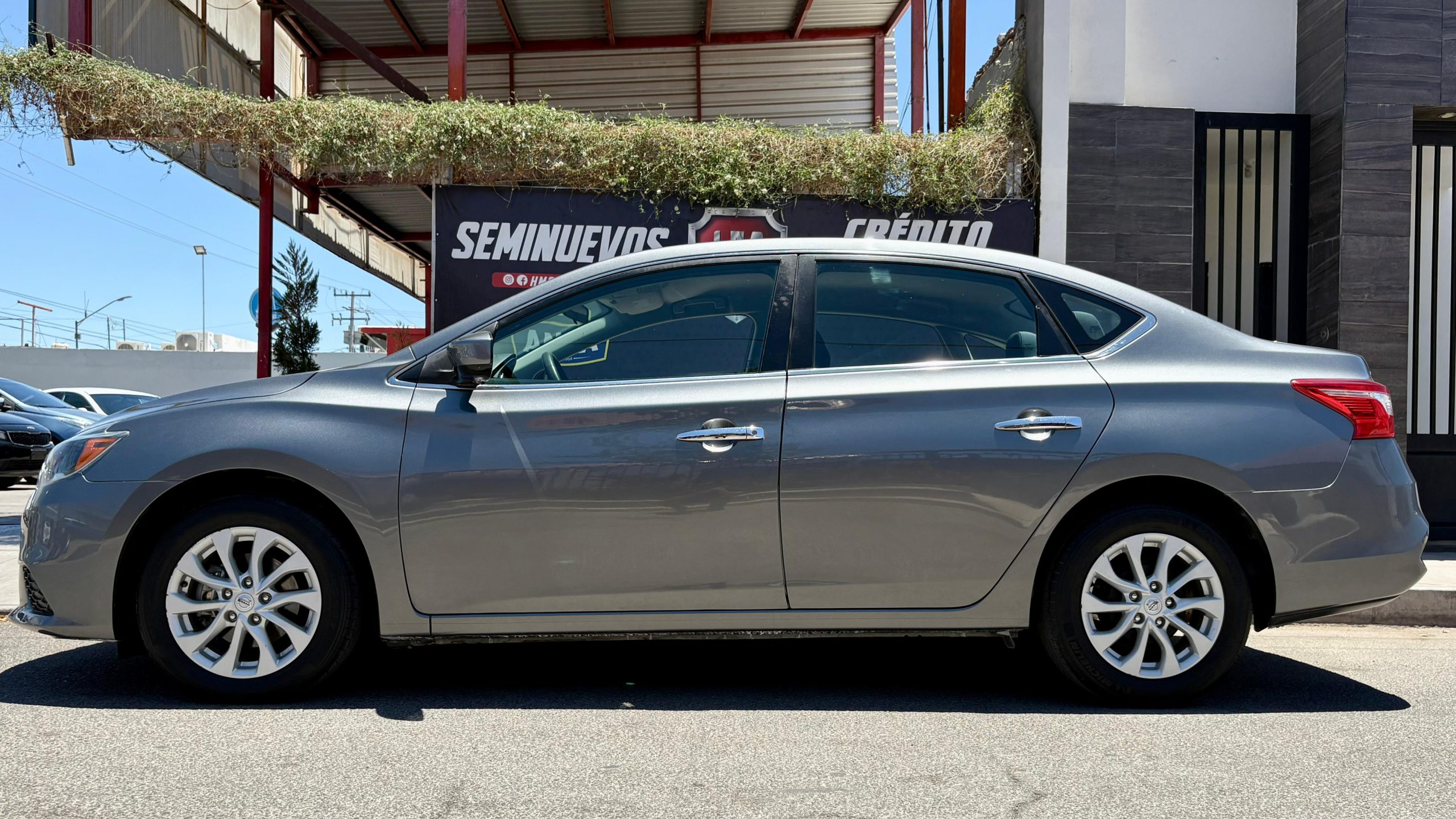 NISSAN SENTRA ADVANCE