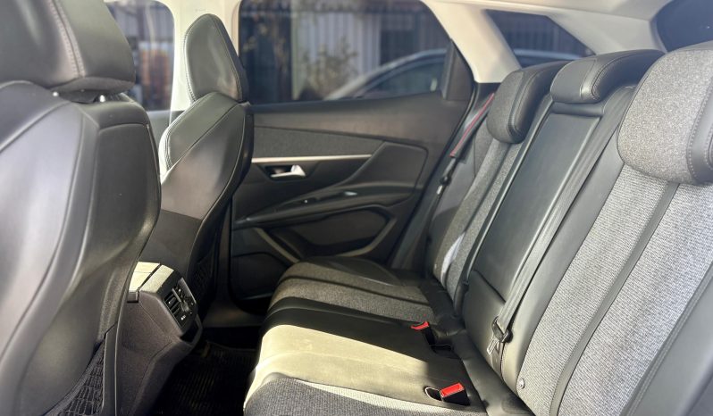 
								PEUGEOUT 3008 2019 full									